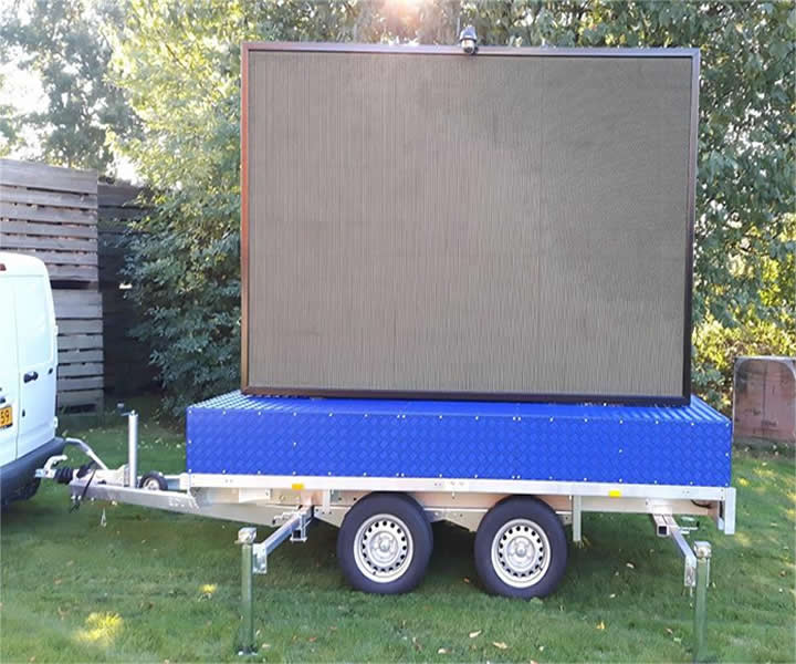 LED Display Screens in Trucks: A Promotional Application for Gas Station Brands