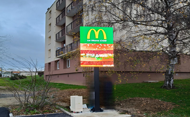 Street Sign led advertising(France)